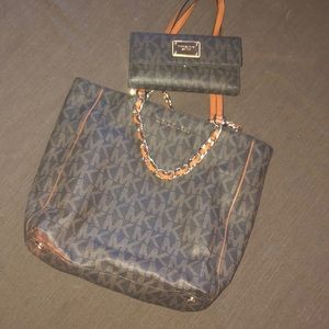 Michael Kors bag and matching wallet